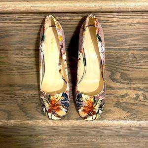 Nine West beautiful flower colours pump heels